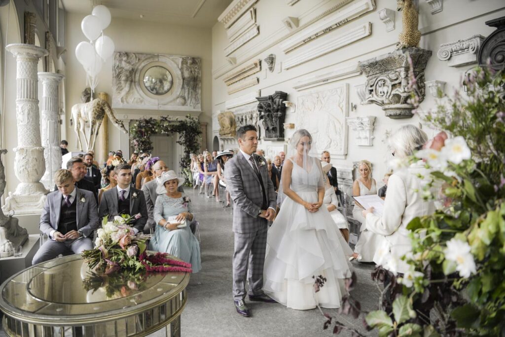 Wedding-at-Aynhoe-Park-photographer-in-Oxford