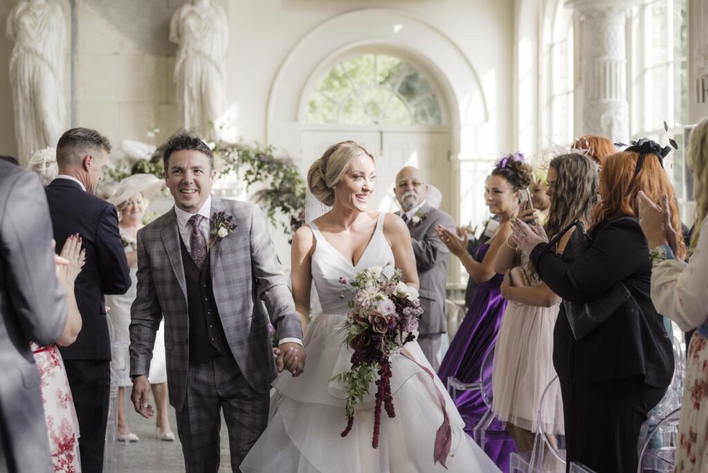 Wedding-at-Aynhoe-Park-photographer-in-Oxford