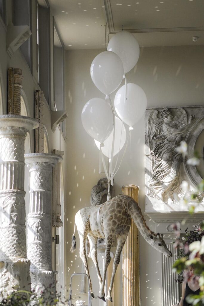 Wedding-at-Aynhoe-Park-photographer-in-Oxford