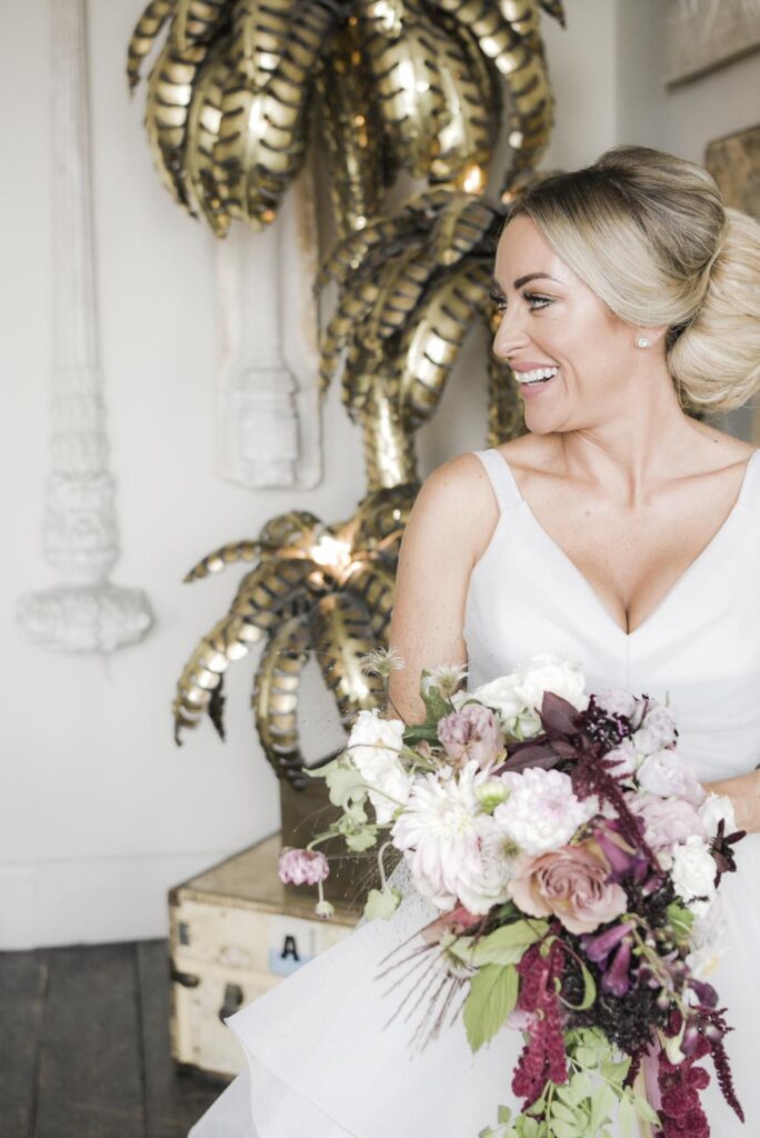 Wedding-at-Aynhoe-Park-photographer-in-Oxford