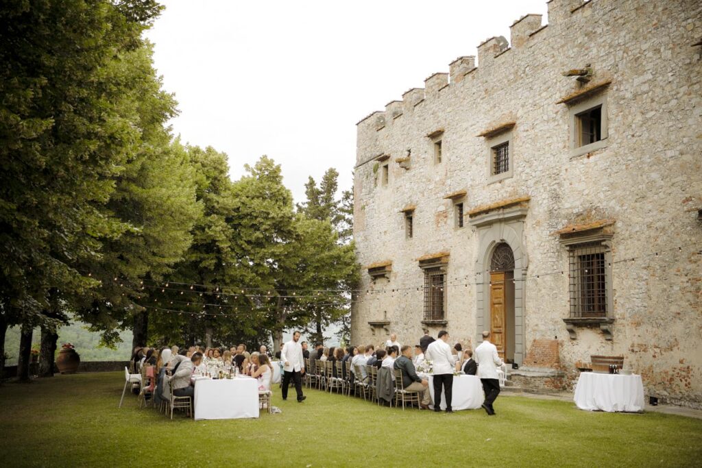 wedding at Castello di Meleto castle photographer in Tuscany Andrea Pitti