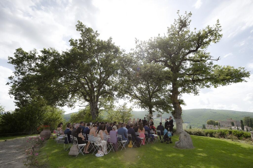 wedding at Castello di Meleto castle photographer in Tuscany Andrea Pitti