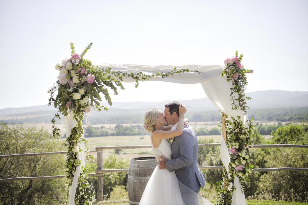 wedding at Conti di San Bonifacio photographer in Tuscany Andrea Pitti