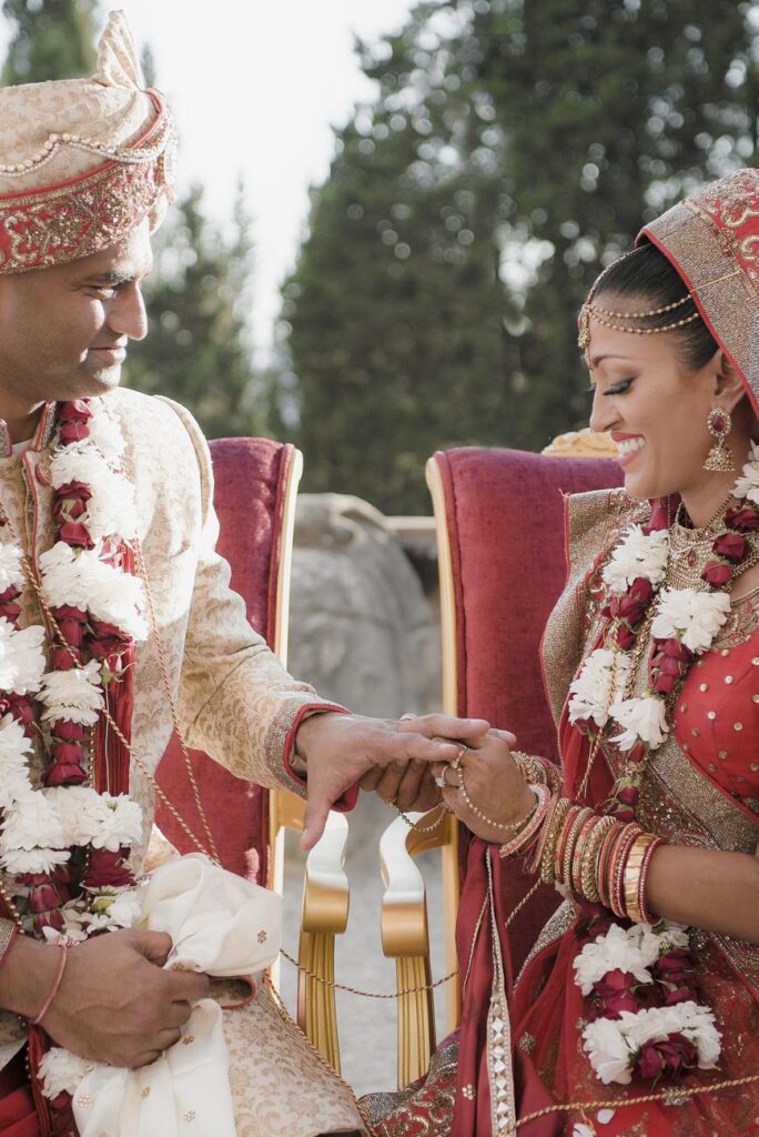 Indian wedding in Tuscany Mandy photographer Hindu ceremony Andrea Pitti-19