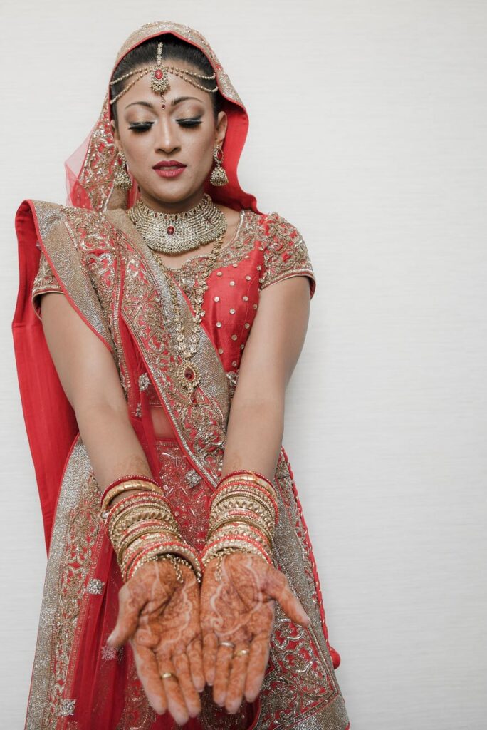 Indian wedding in Tuscany Mandy photographer Hindu ceremony Andrea Pitti-19