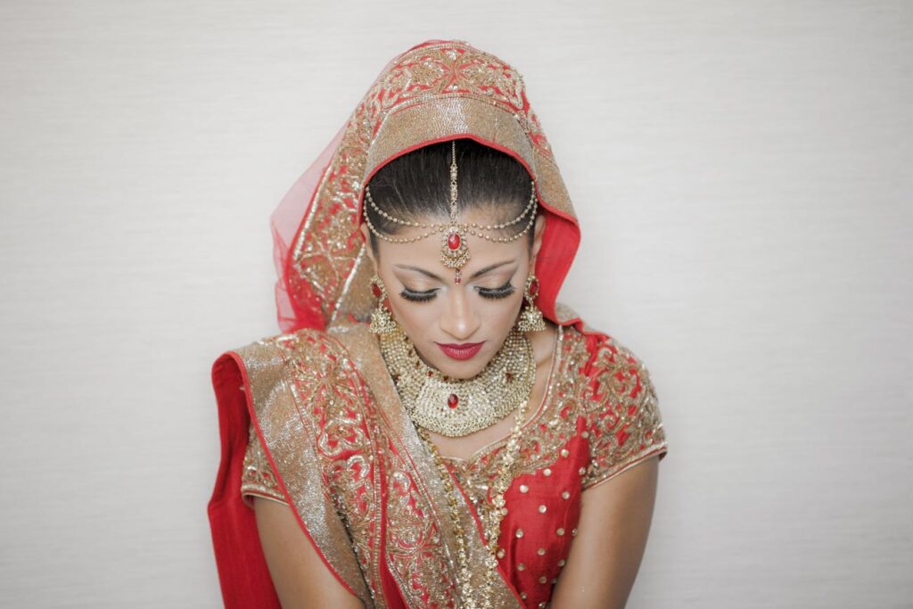 Indian wedding in Tuscany Mandy photographer Hindu ceremony Andrea Pitti-19