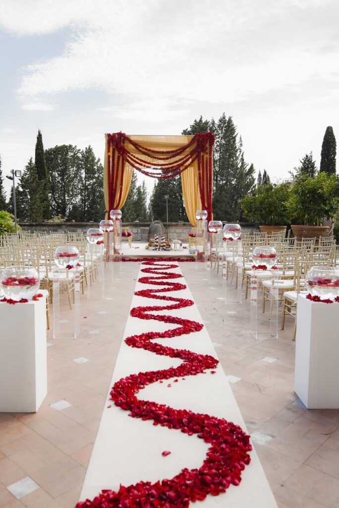 Indian wedding in Tuscany Mandy photographer Hindu ceremony Andrea Pitti-19