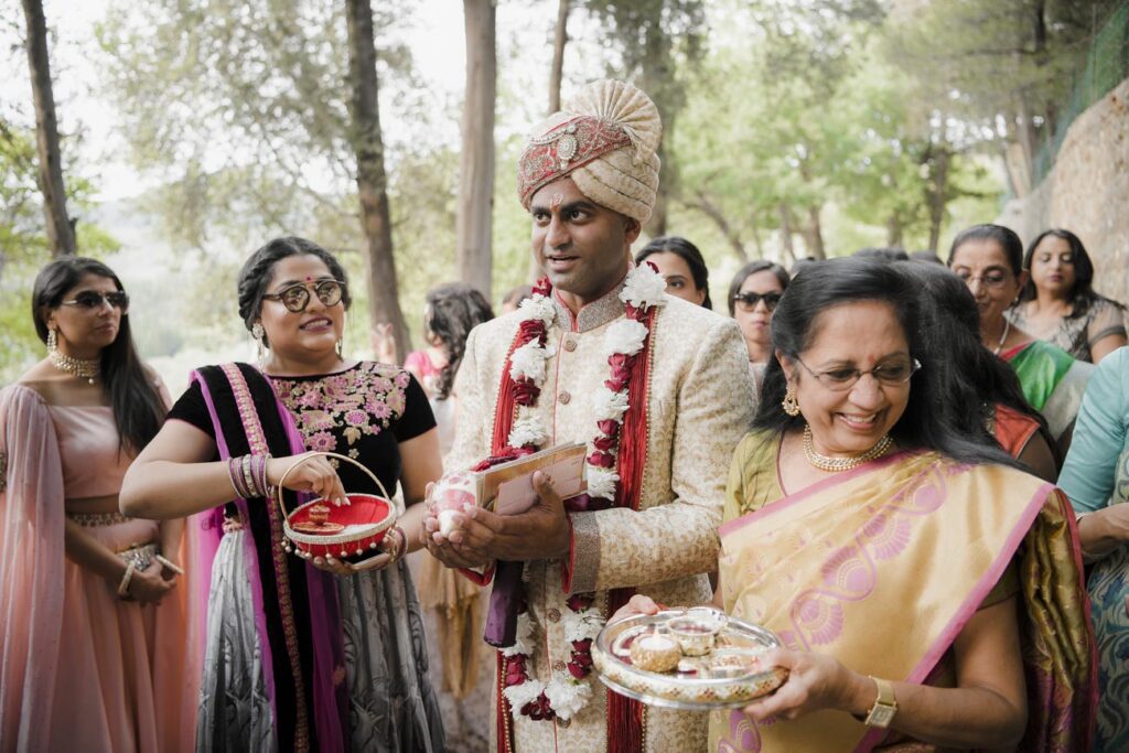 Indian wedding in Tuscany Mandy photographer Hindu ceremony Andrea Pitti-19