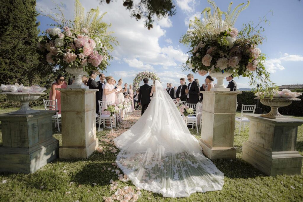wedding at Villa Ulignano photographer in Tuscany Andrea Pitti