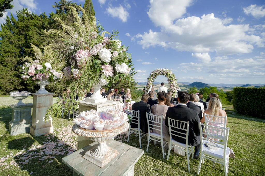 wedding at Villa Ulignano photographer in Tuscany Andrea Pitti